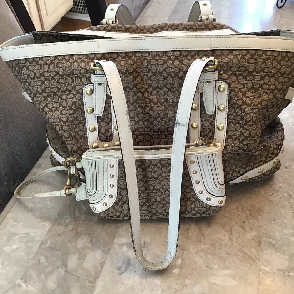 Coach handbag and wristlet